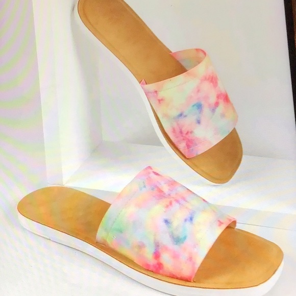 Sandals - Picture 3 of 3